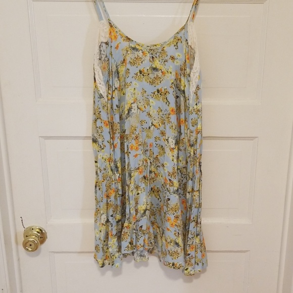 Floral Dress - Picture 4 of 4